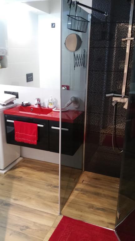 A3Xd Apartament 琴斯托霍瓦 外观 照片
